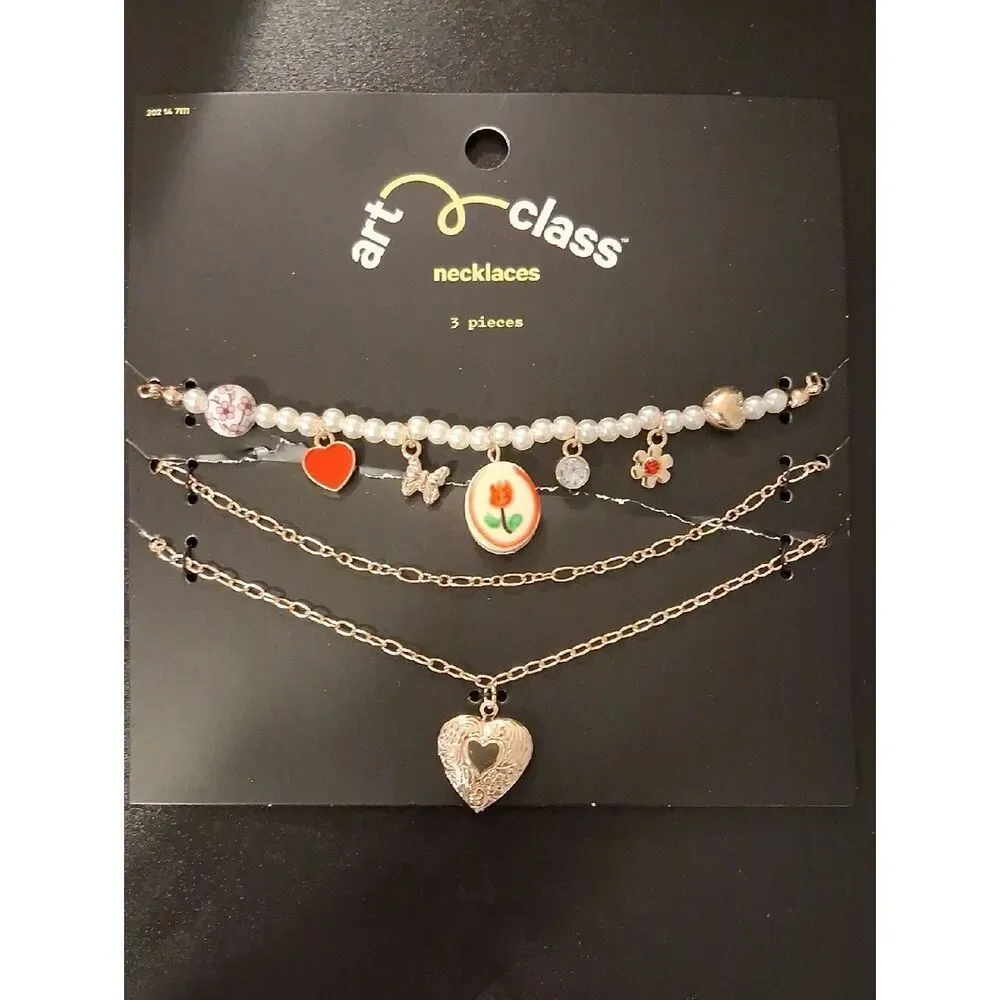 Art Class Girls 3 Layered Charm Necklace Set New
